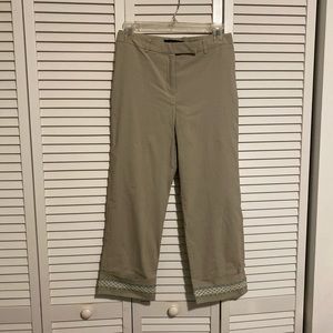 👘 Arden B Capri pants